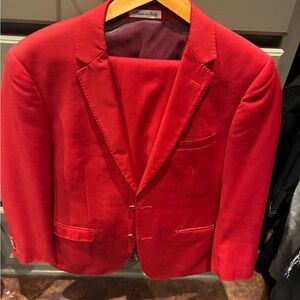 Men's Red Suit.  38s Slim.  32/30